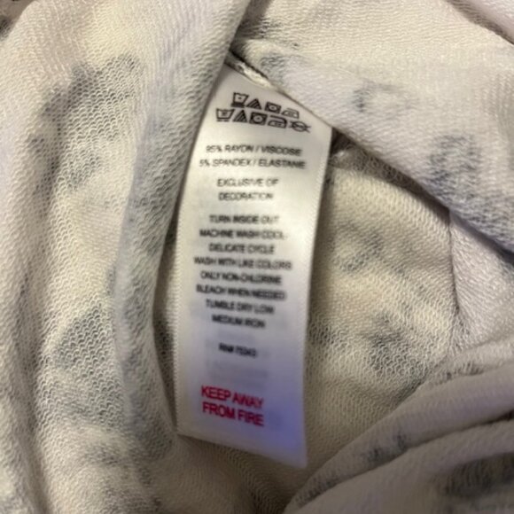 NWT, Tabitha Webb black and white pj bottoms,skull and flower pattern, size L, - Picture 6 of 7